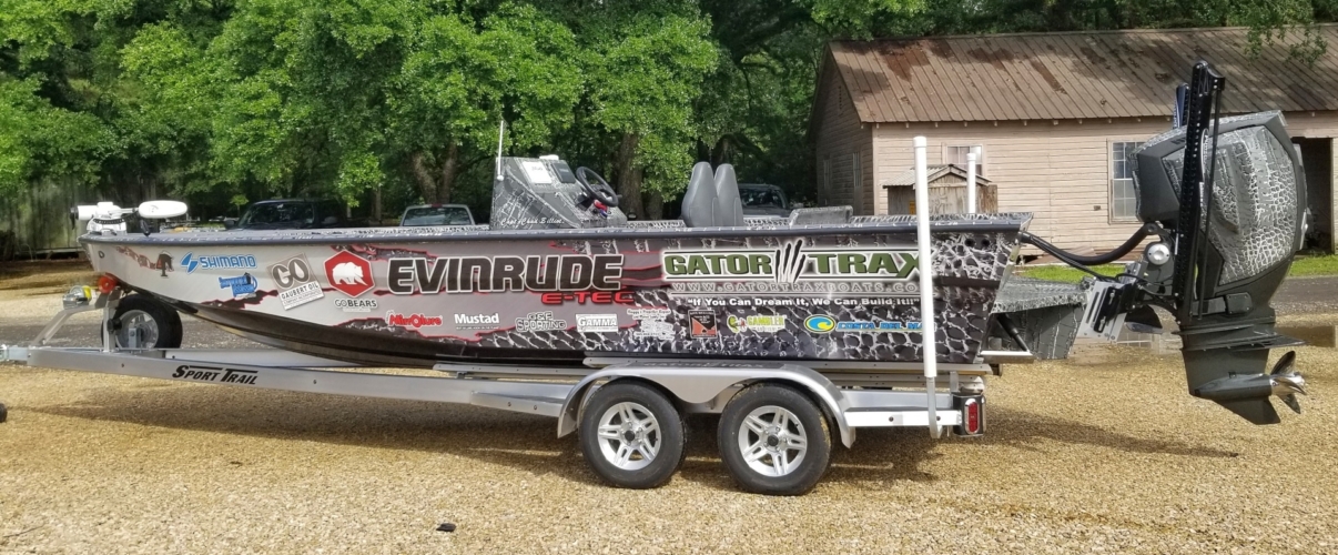 26ft Timbalier Island Edition Deep V w/ Evinrude 300