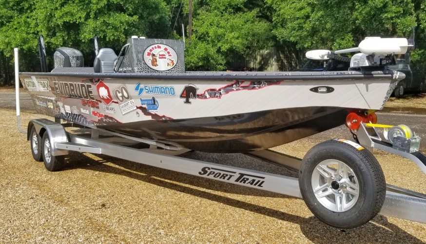 26ft Timbalier Island Edition Deep V w/ Evinrude 300