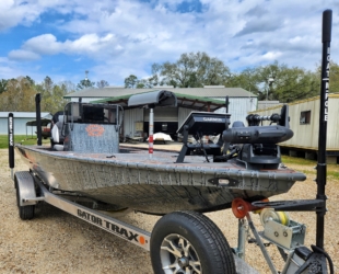 22' Strike Series w/300R Mercury