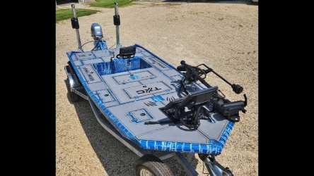 16x62HD w/25 Honda The Ultimate Pond Boat 16x62HD w/25 Honda The Ultimate Pond Boat