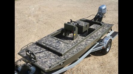 14' Marsh Series w/25 Honda Side Console 14' Marsh Series w/25 Honda Side Console
